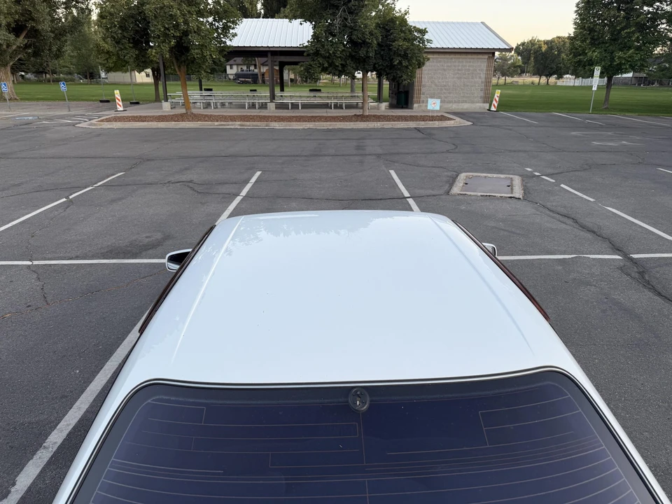 1996 Nissan Gloria 10th Gen - Image 27 of 31