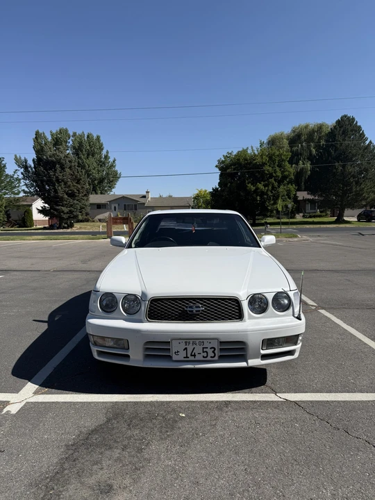 1996 Nissan Gloria 10th Gen - Image 11 of 31