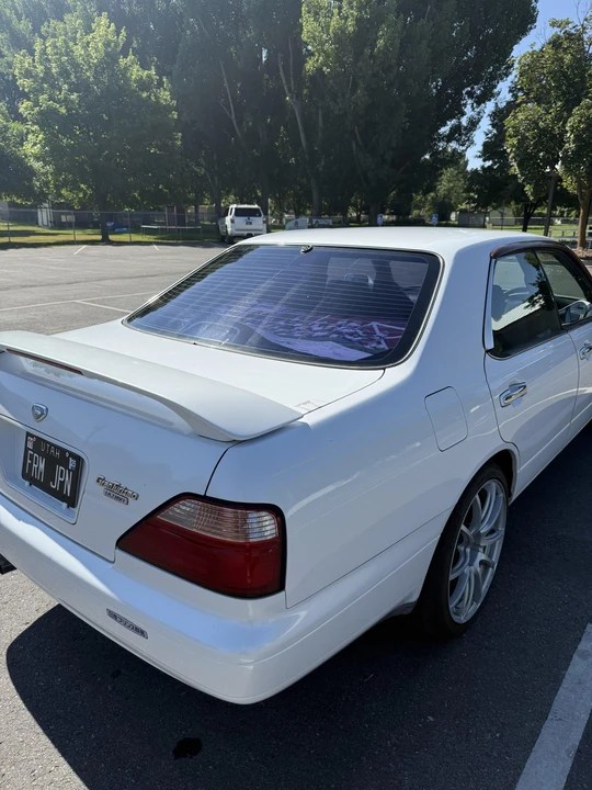 1996 Nissan Gloria 10th Gen - Image 20 of 31