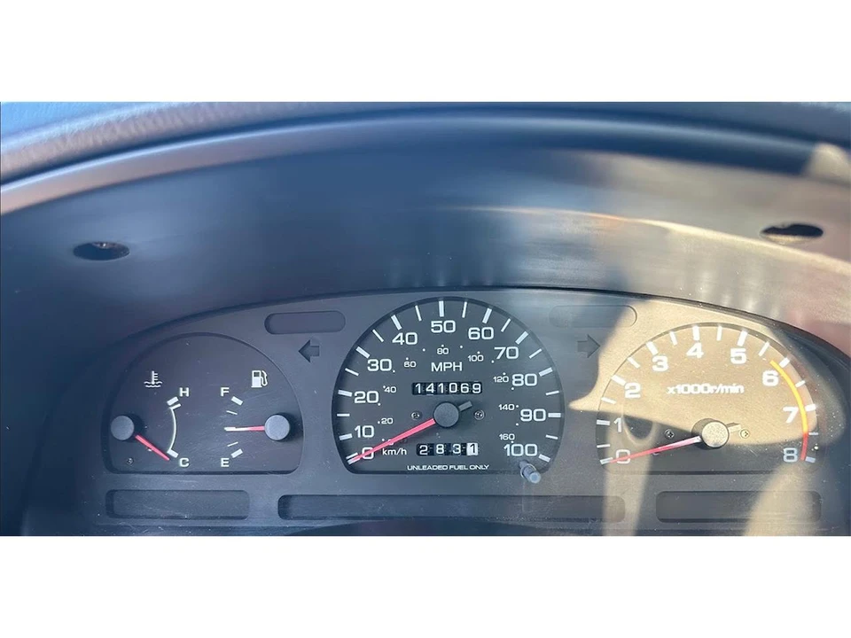 1996 Nissan Frontier - Image 27 of 28