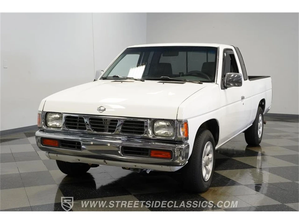 1996 Nissan Frontier - Image 17 of 31