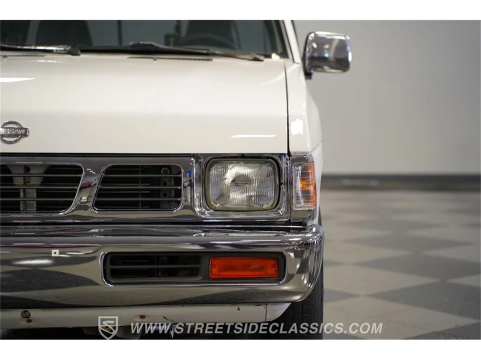 1996 Nissan Frontier - Image 19 of 31