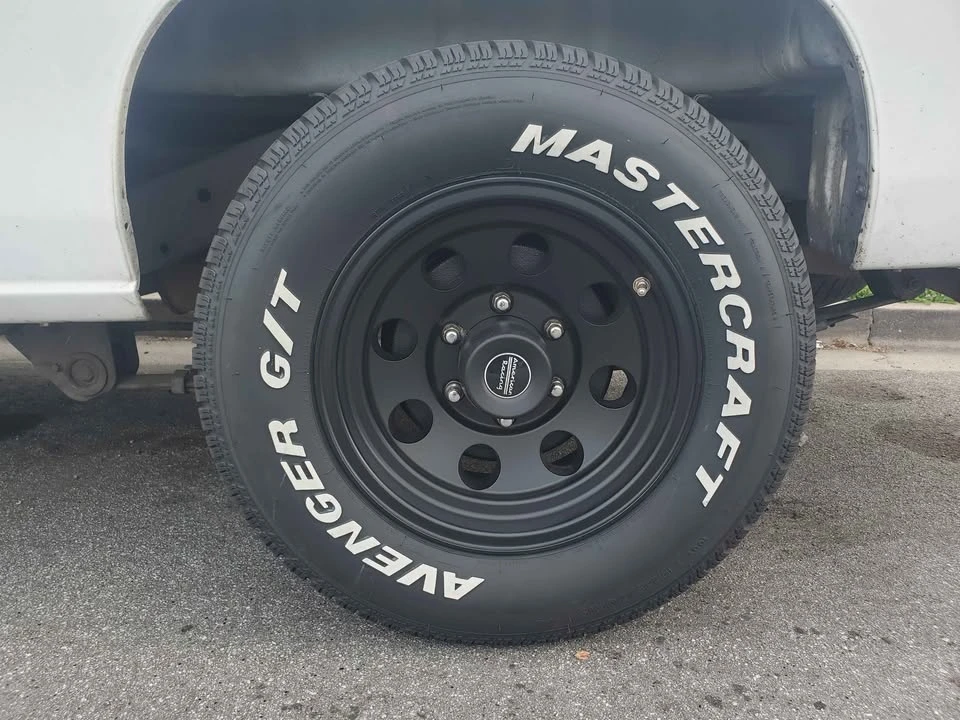 1996 Nissan Frontier - Image 7 of 10