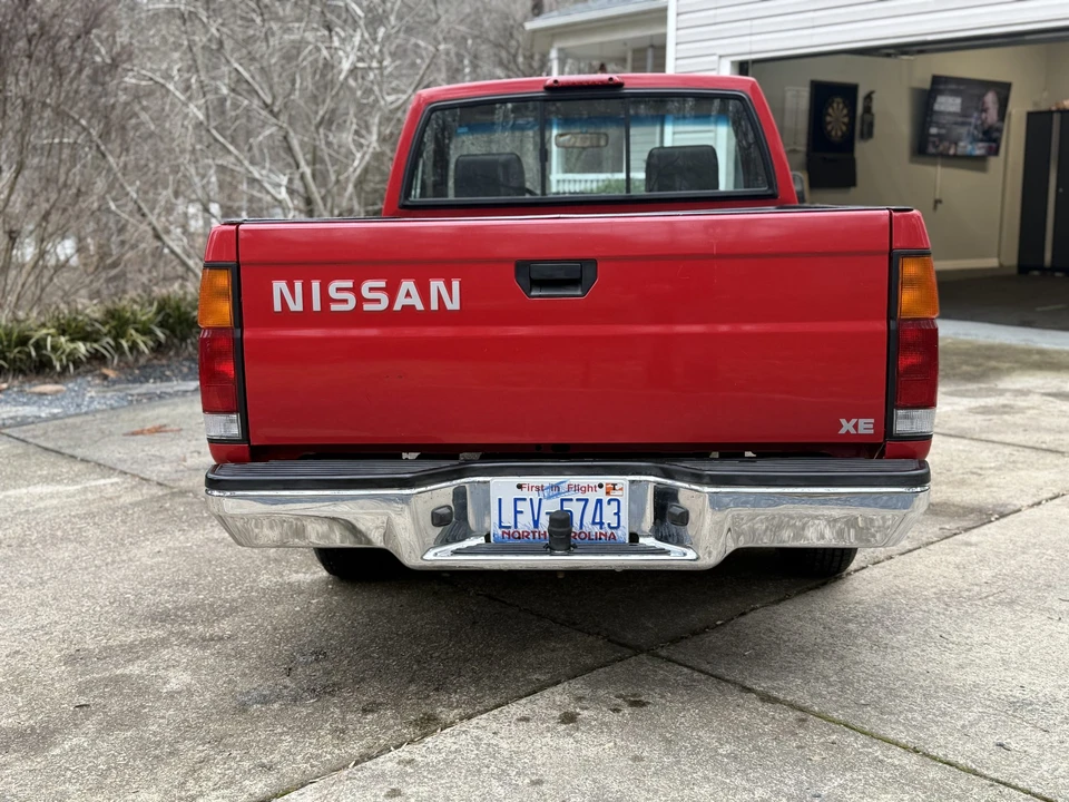 1996 Nissan Frontier - Image 19 of 31