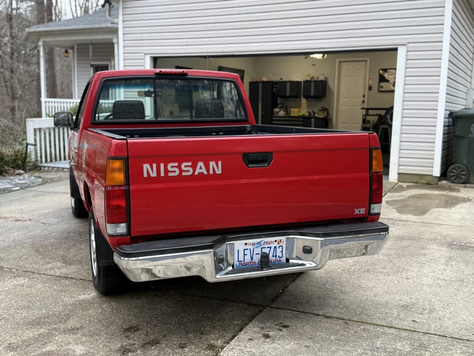 1996 Nissan Frontier - Image 18 of 31