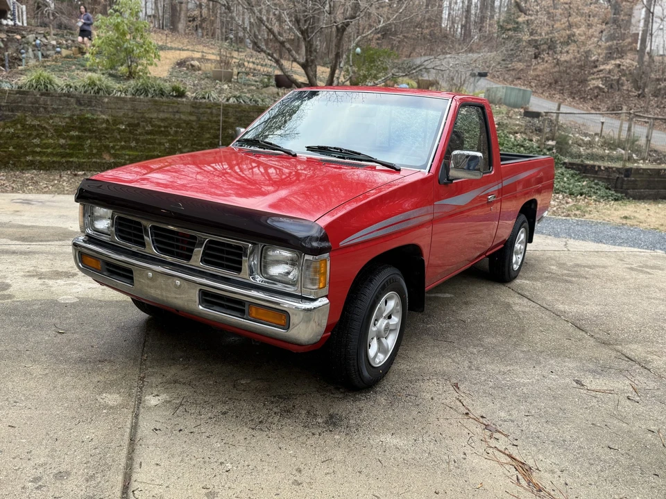 1996 Nissan Frontier - Image 3 of 31