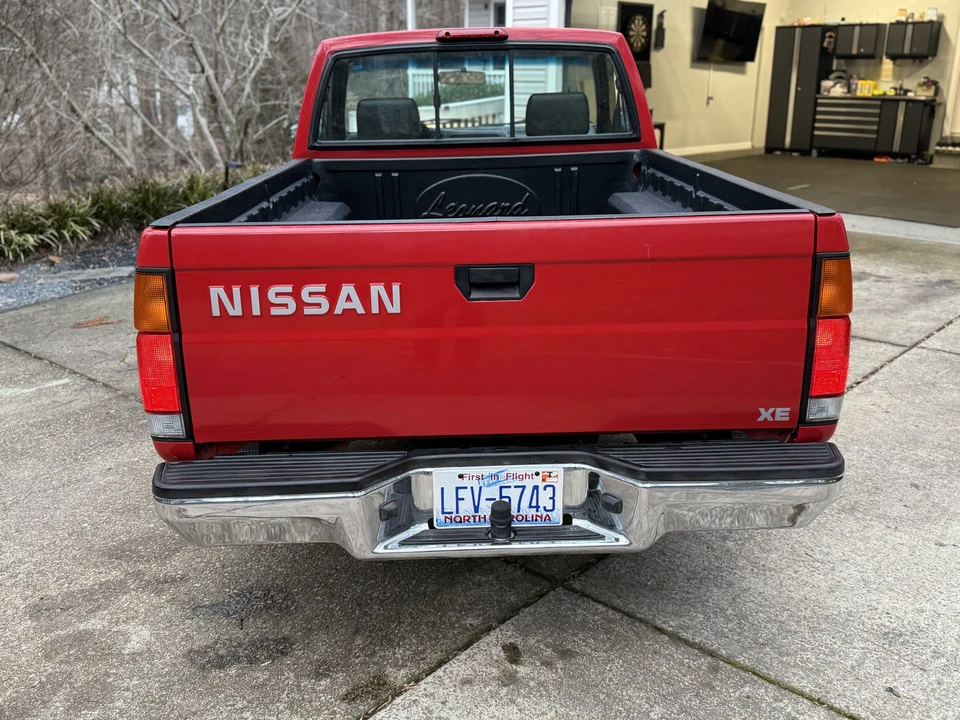 1996 Nissan Frontier - Image 20 of 31