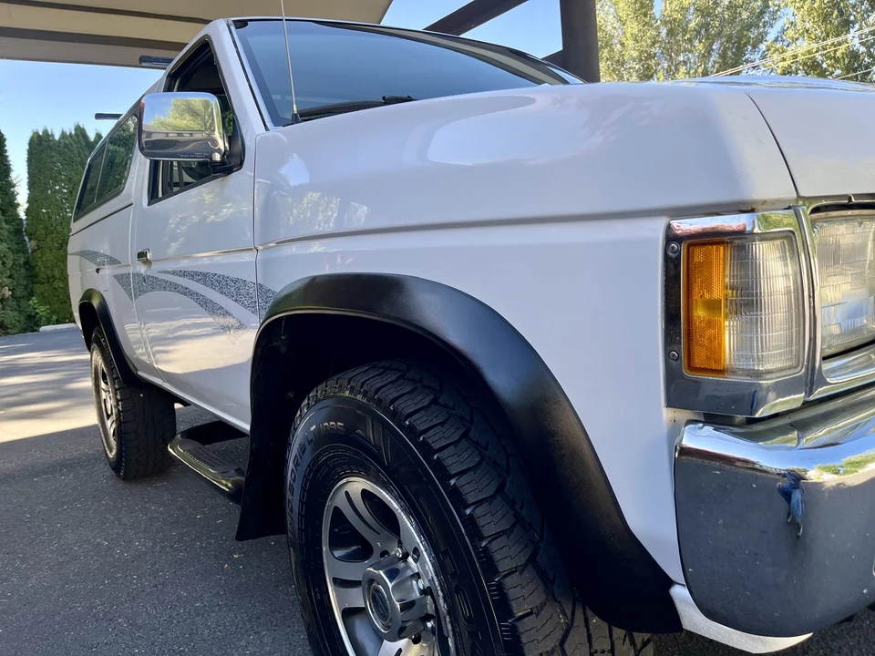 1996 Nissan Frontier - Image 20 of 31
