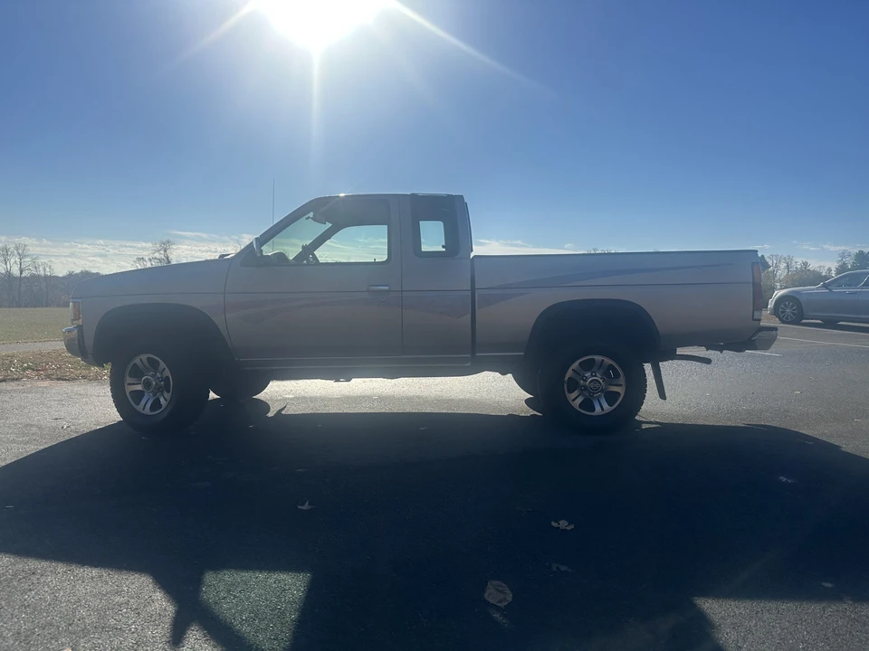 1996 Nissan Frontier - Image 31 of 31