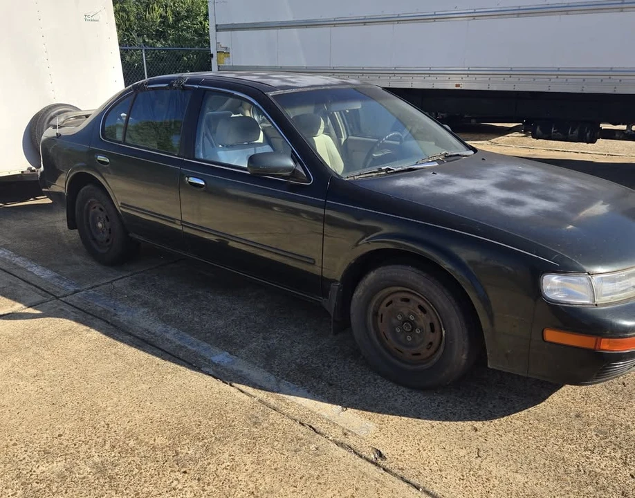 1996 Nissan Maxima 4th Gen - Image 3 of 7