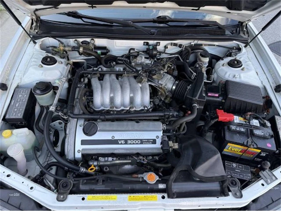 1996 Nissan Maxima 4th Gen - Image 23 of 25
