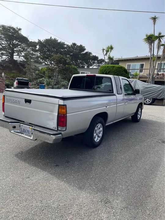 1996 Nissan - Image 3 of 12