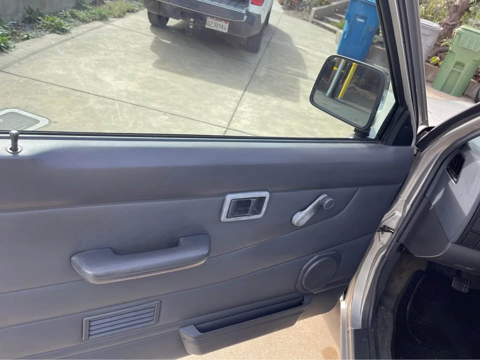 1996 Nissan - Image 6 of 12