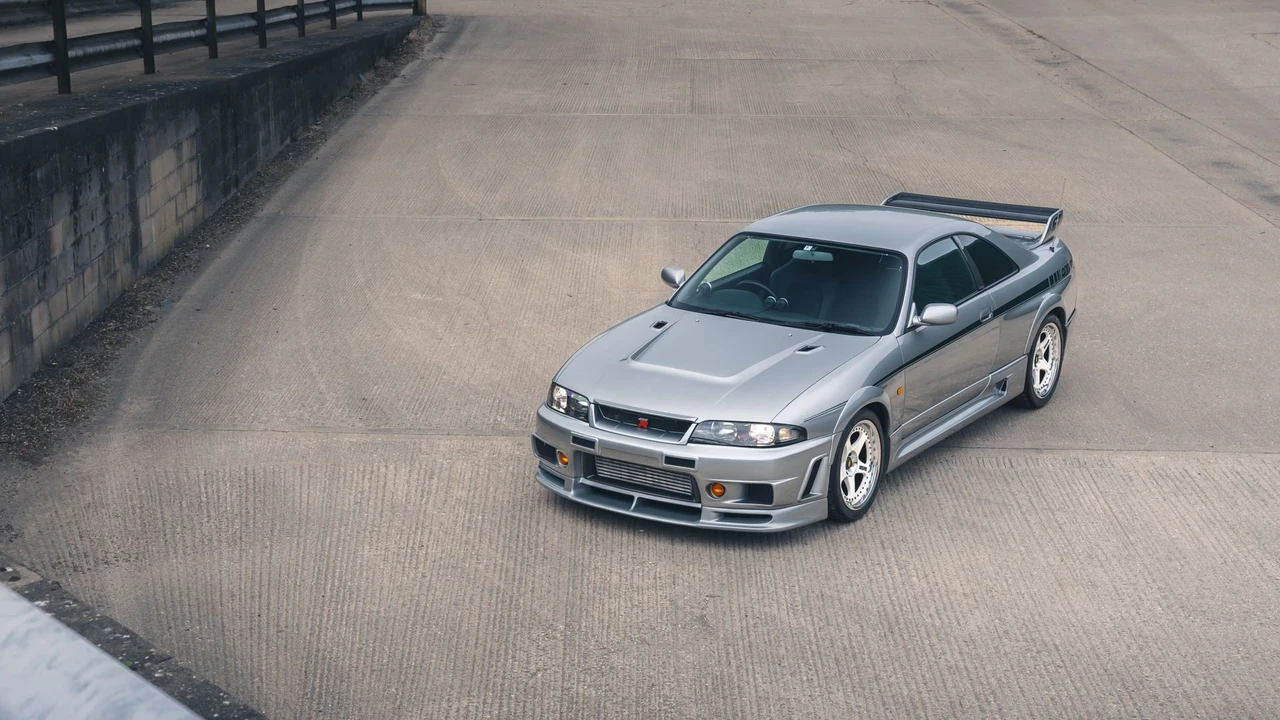 1996 Nissan R33 Skyline GT-R 9th Gen - Image 14 of 31
