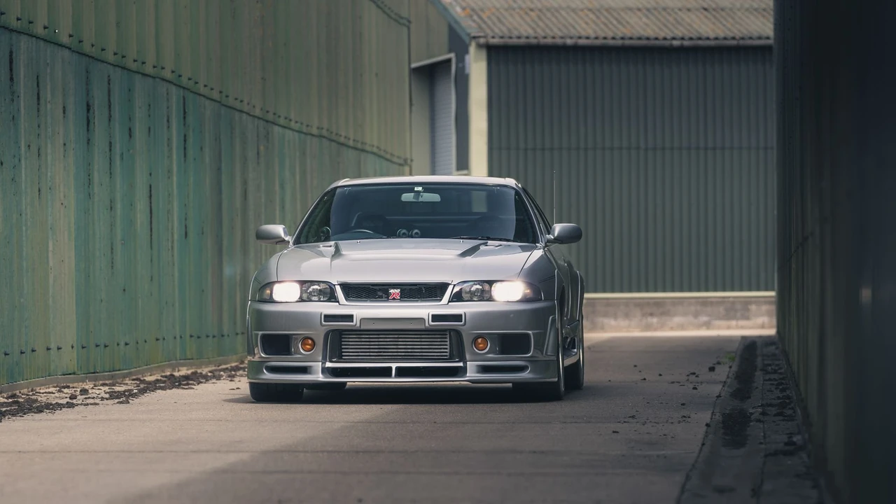 1996 Nissan R33 Skyline GT-R 9th Gen - Image 13 of 31