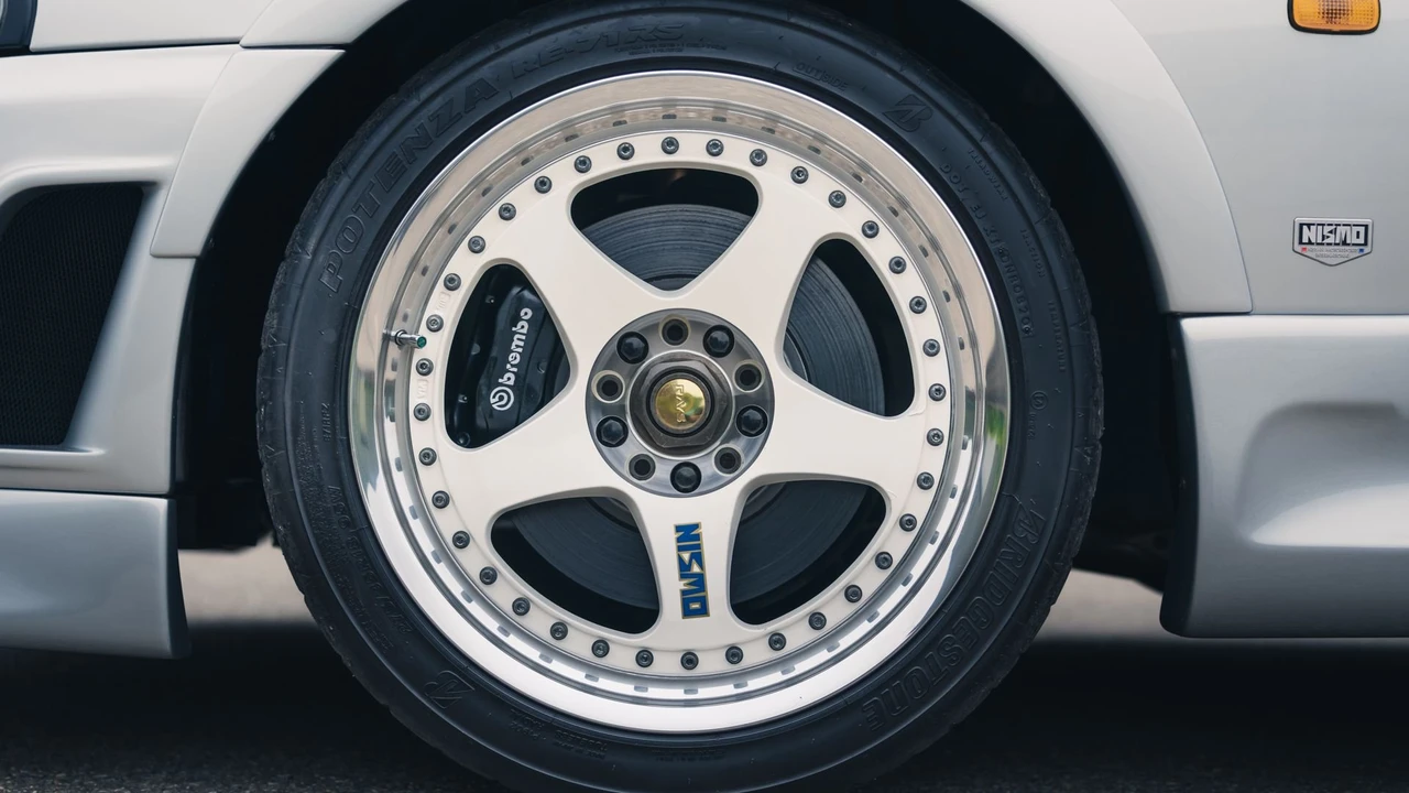 1996 Nissan R33 Skyline GT-R 9th Gen - Image 11 of 31