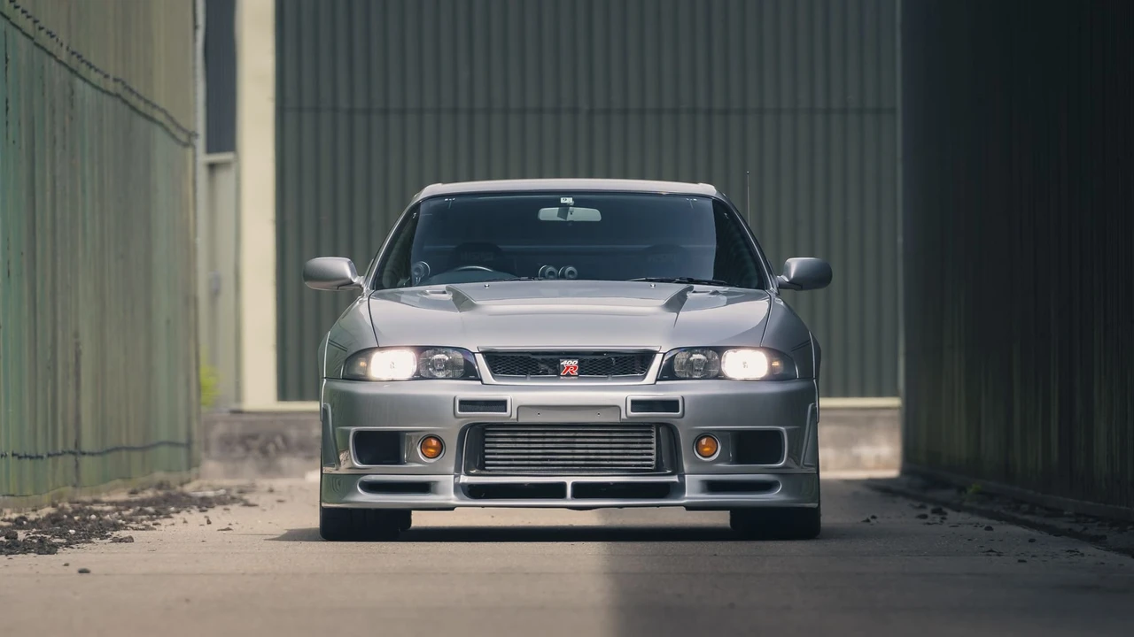 1996 Nissan R33 Skyline GT-R 9th Gen - Image 5 of 31
