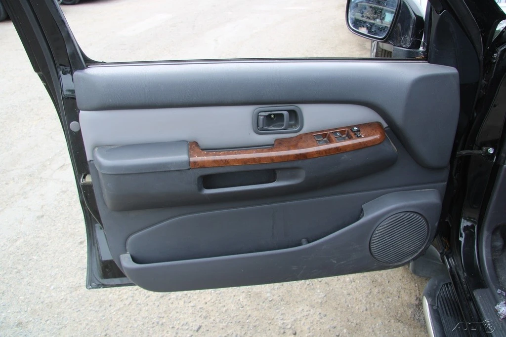 1996 Nissan Pathfinder 2nd Gen - Image 14 of 21