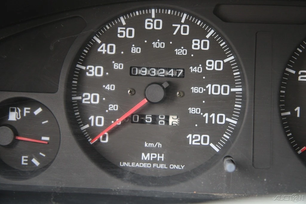 1996 Nissan Pathfinder 2nd Gen - Image 18 of 21