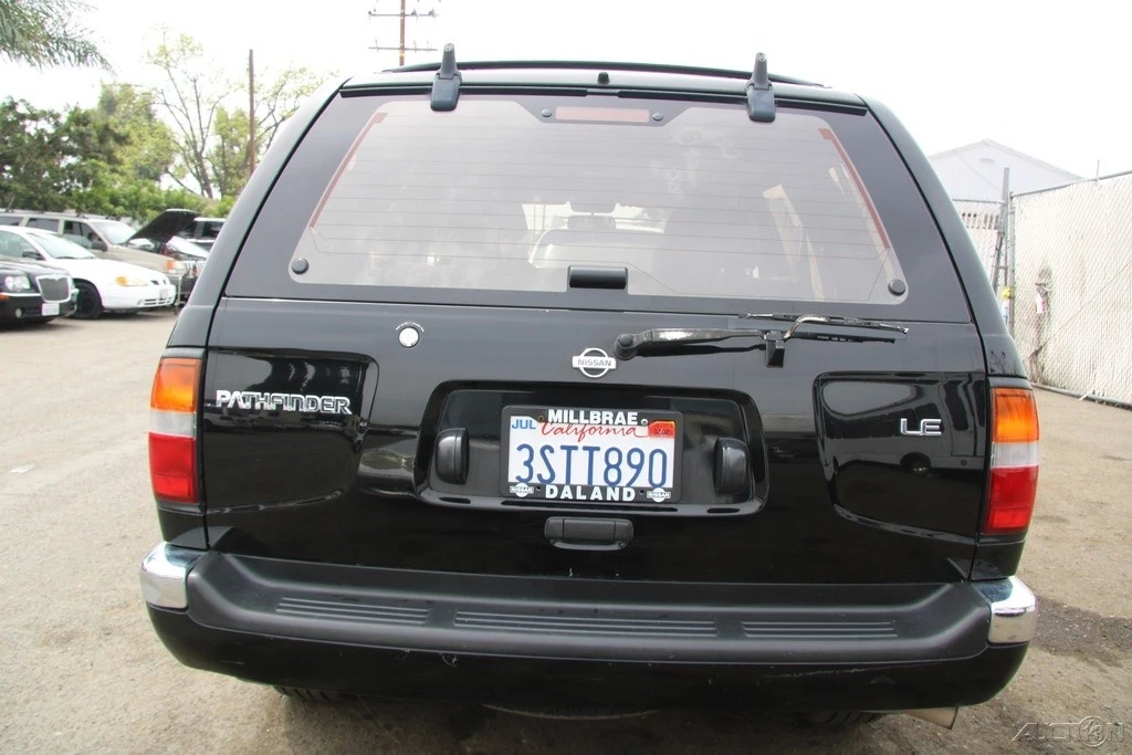 1996 Nissan Pathfinder 2nd Gen - Image 6 of 21