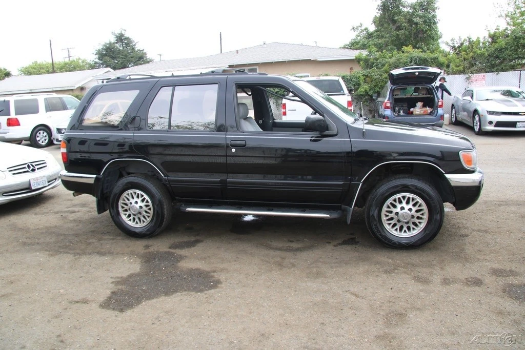 1996 Nissan Pathfinder 2nd Gen - Image 9 of 21