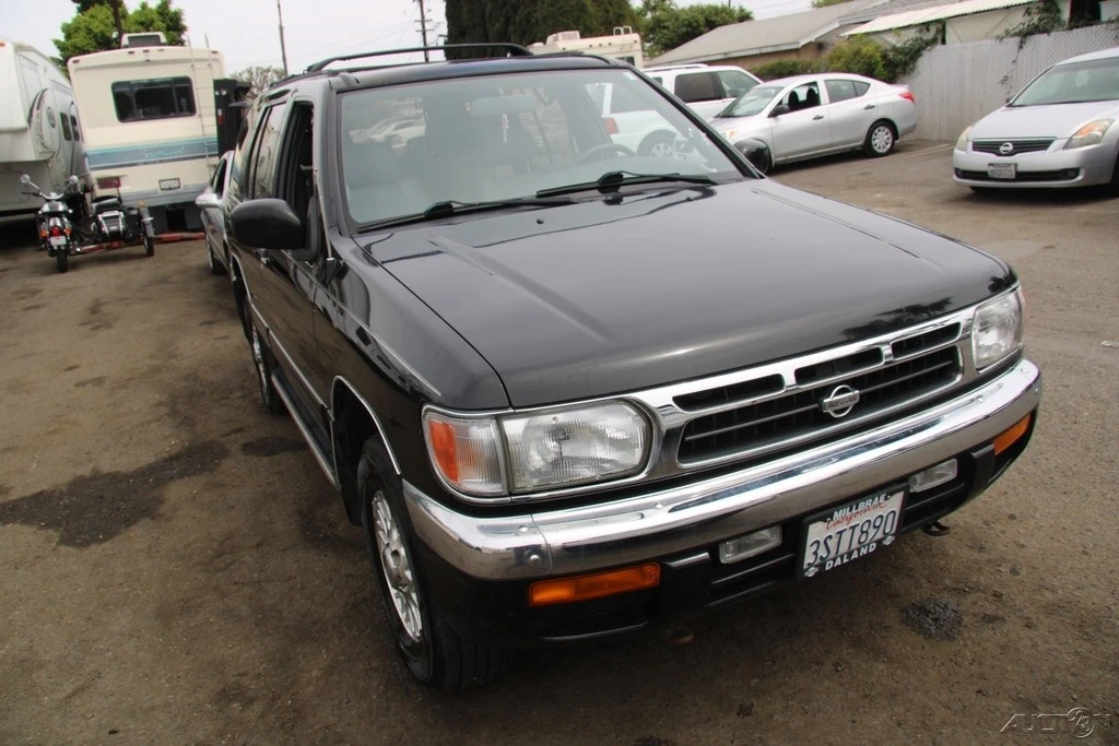1996 Nissan Pathfinder 2nd Gen - Image 11 of 21