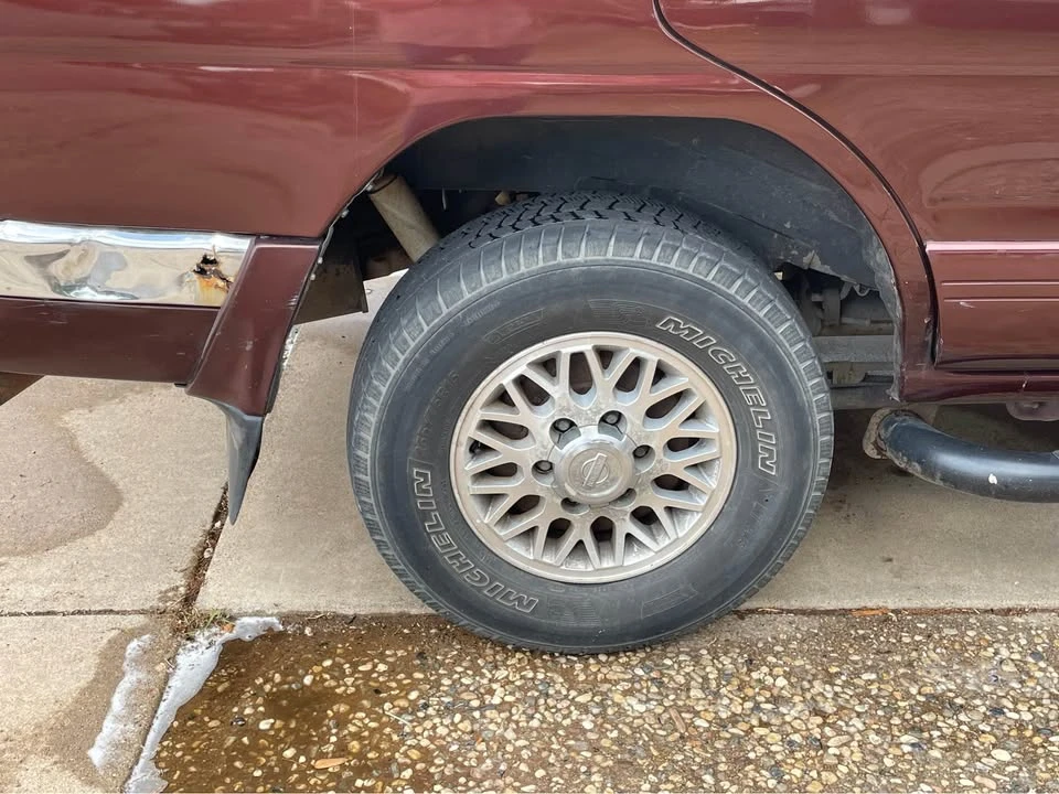 1996 Nissan Pathfinder 2nd Gen - Image 5 of 16