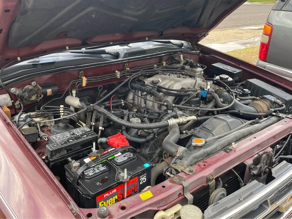1996 Nissan Pathfinder 2nd Gen - Image 13 of 16