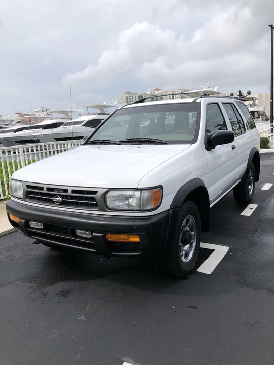1996 Nissan Pathfinder 2nd Gen - Image 3 of 31