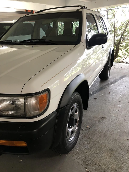 1996 Nissan Pathfinder 2nd Gen - Image 24 of 31