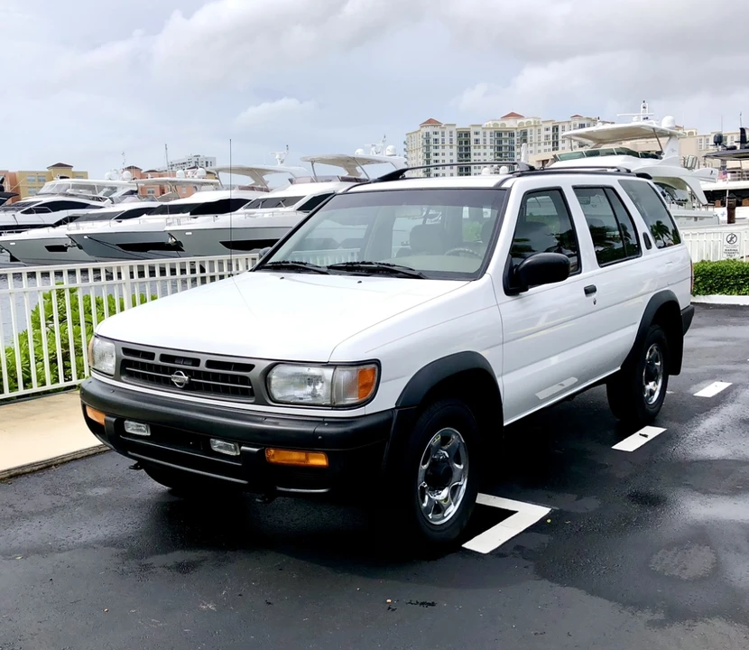 1996 Nissan Pathfinder 2nd Gen - Image 2 of 31