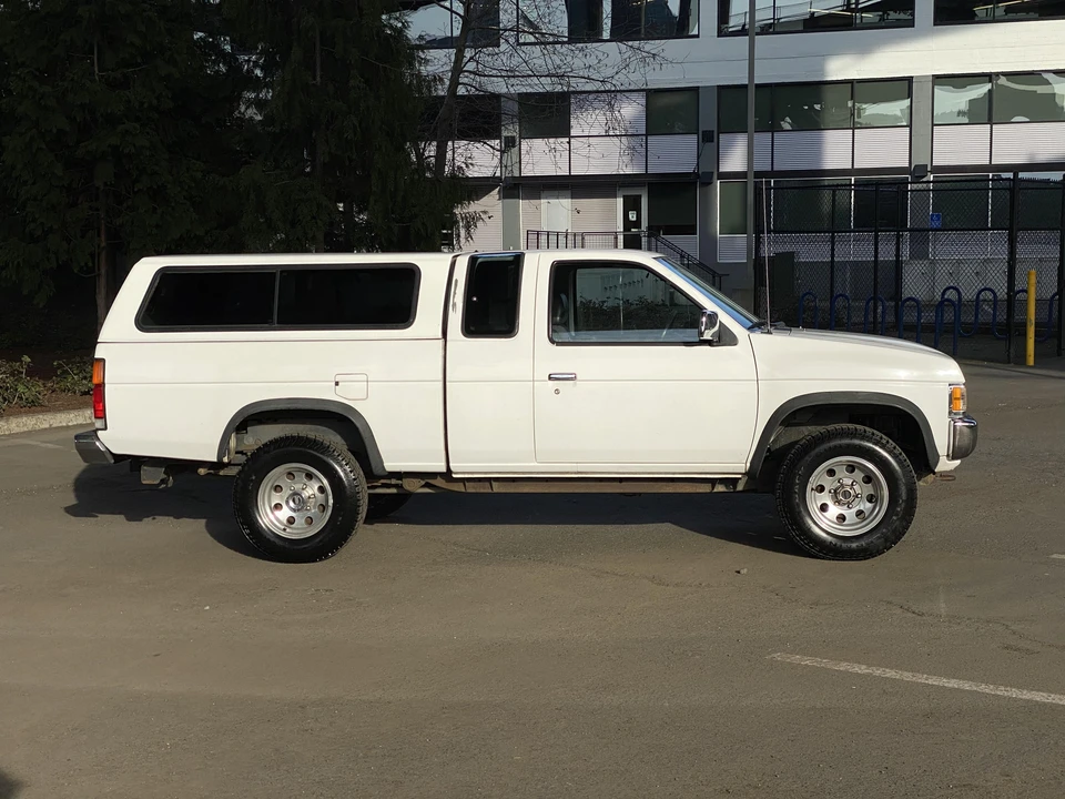 1996 Nissan Frontier - Image 20 of 31