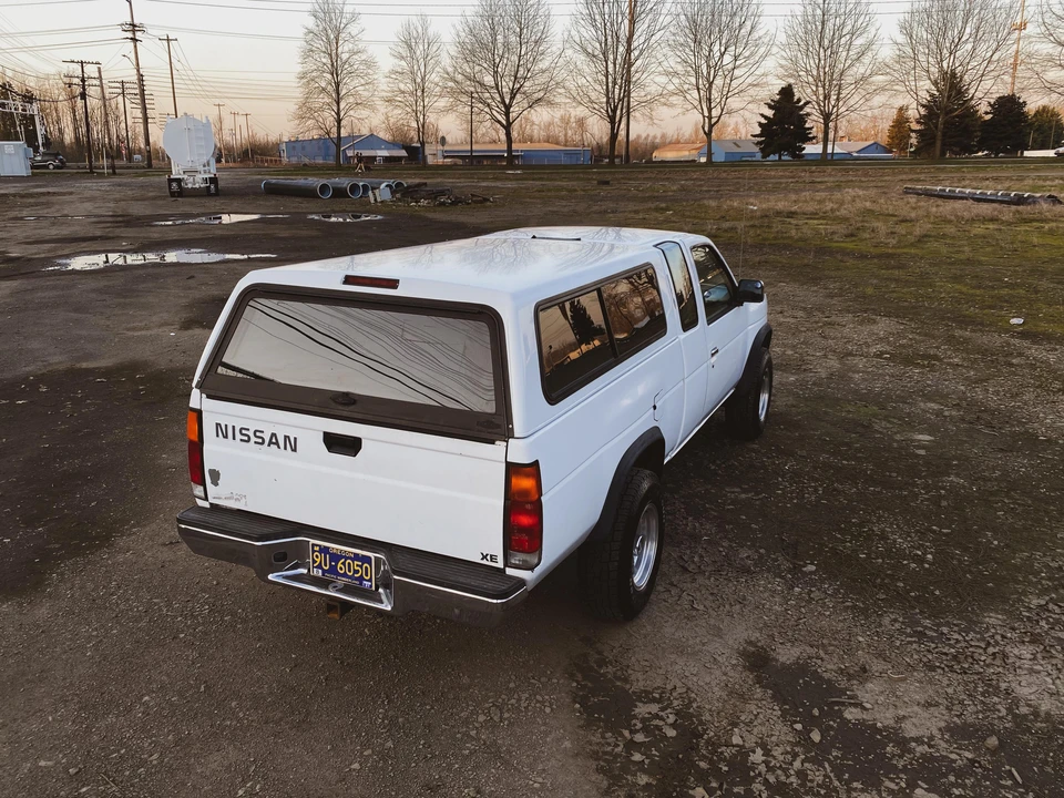 1996 Nissan Frontier - Image 16 of 31