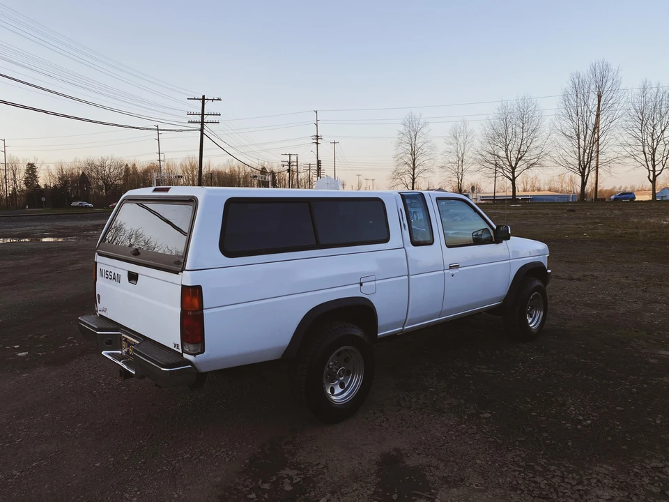 1996 Nissan Frontier - Image 19 of 31