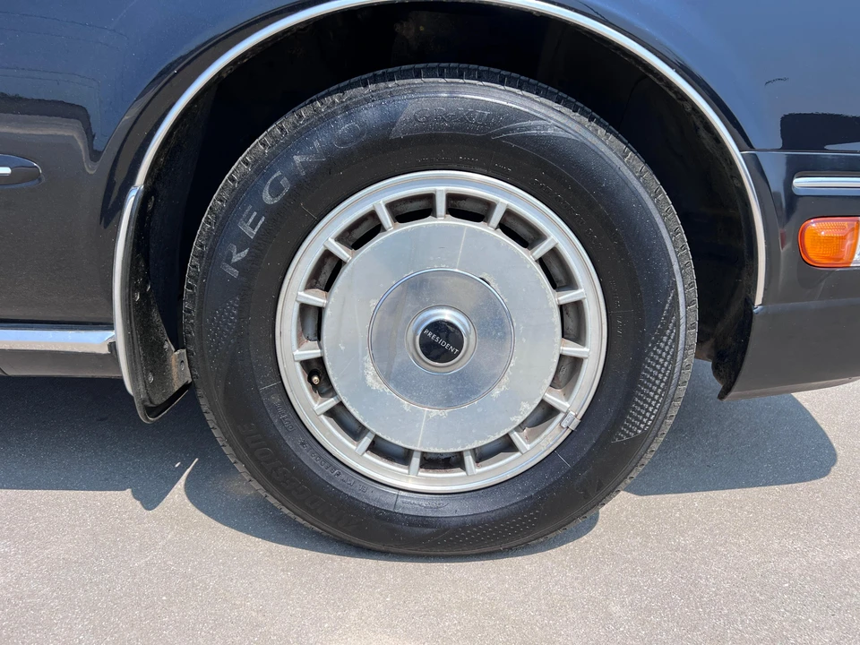 1996 Nissan President 3rd Gen - Image 30 of 31