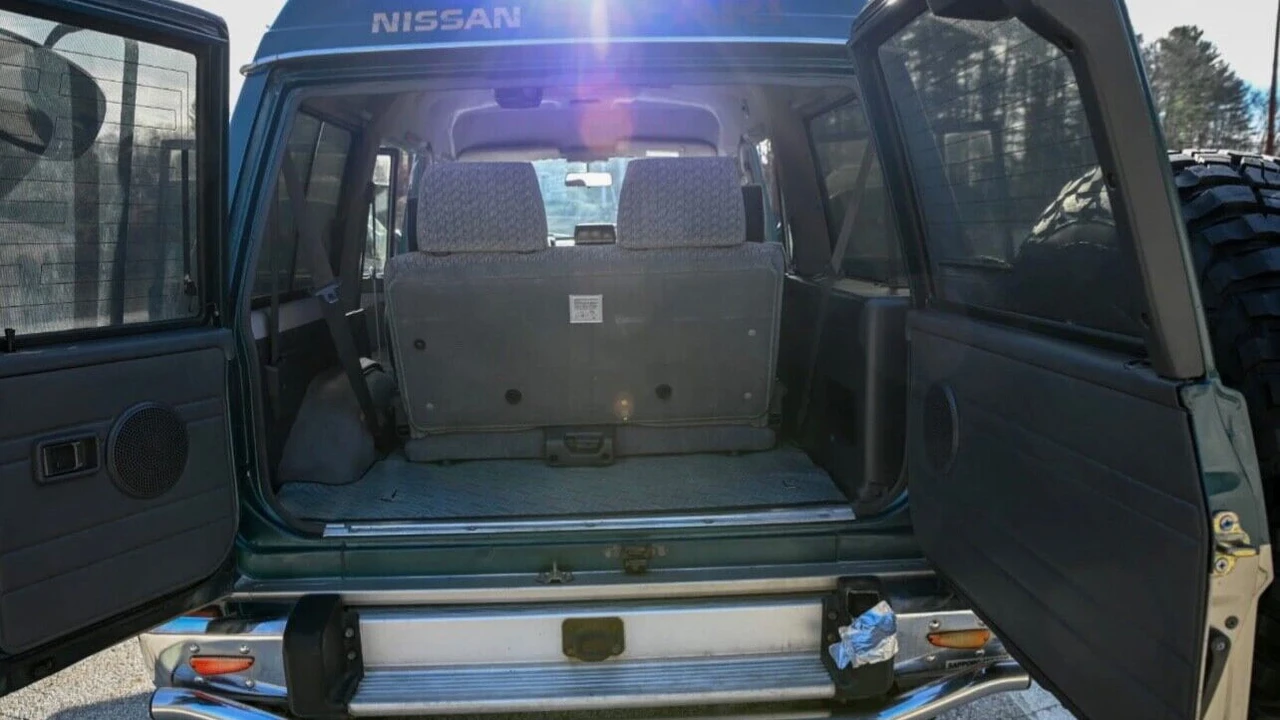1996 Nissan Patrol 3rd Gen - Image 11 of 14