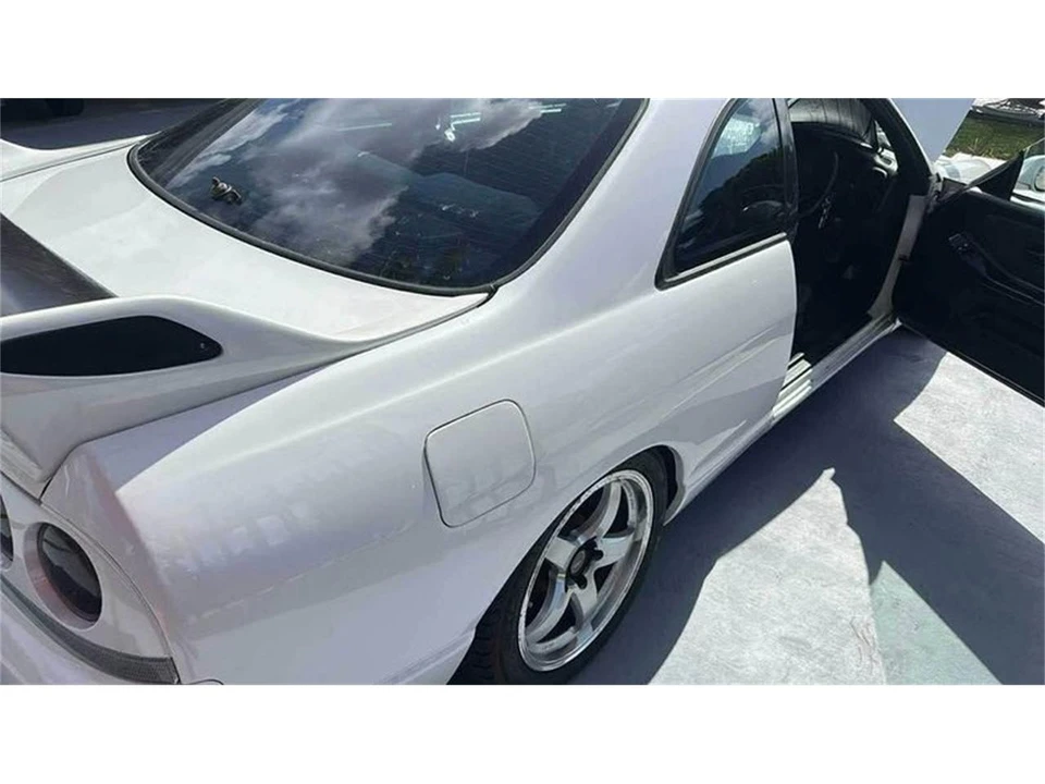 1996 Nissan R33 Skyline 9th Gen - Image 5 of 9