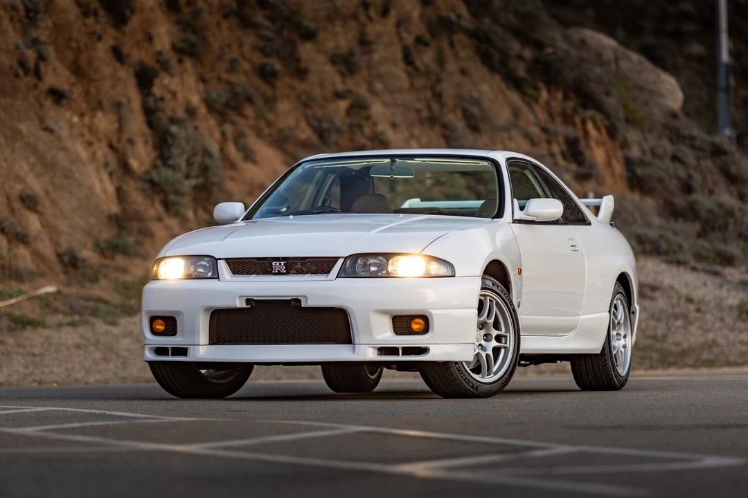1996 Nissan R33 Skyline GT-R 9th Gen - Image 2 of 31