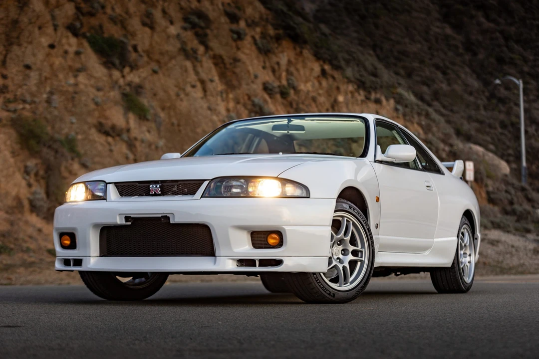 1996 Nissan R33 Skyline GT-R 9th Gen - Image 5 of 31