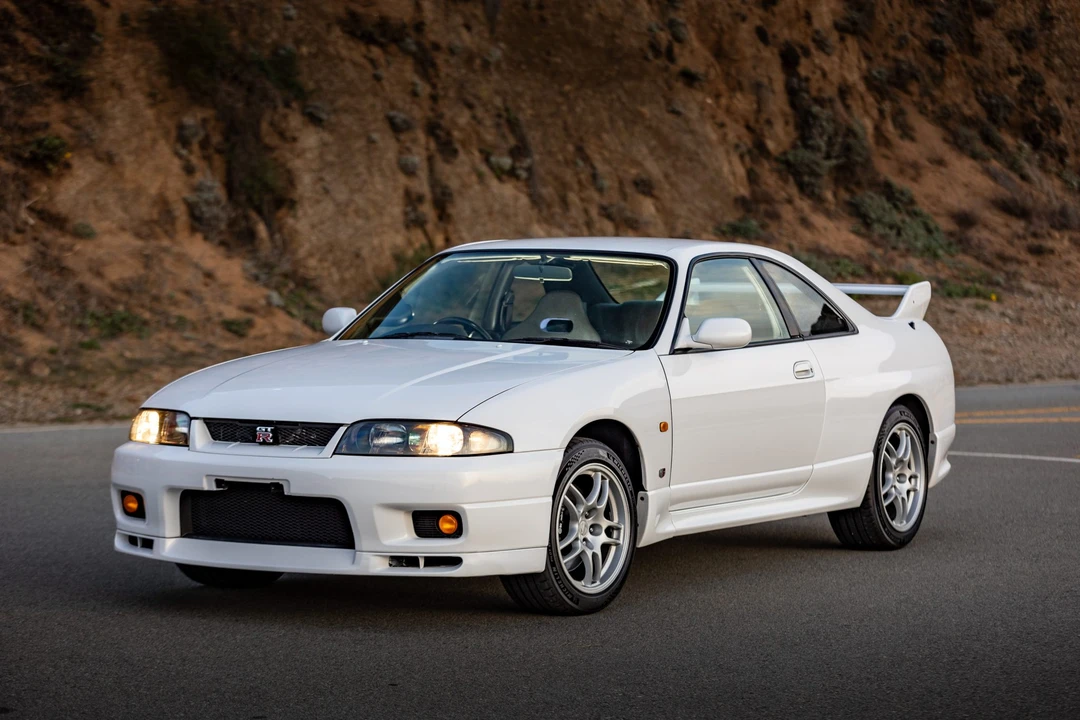1996 Nissan R33 Skyline GT-R 9th Gen - Image 10 of 31