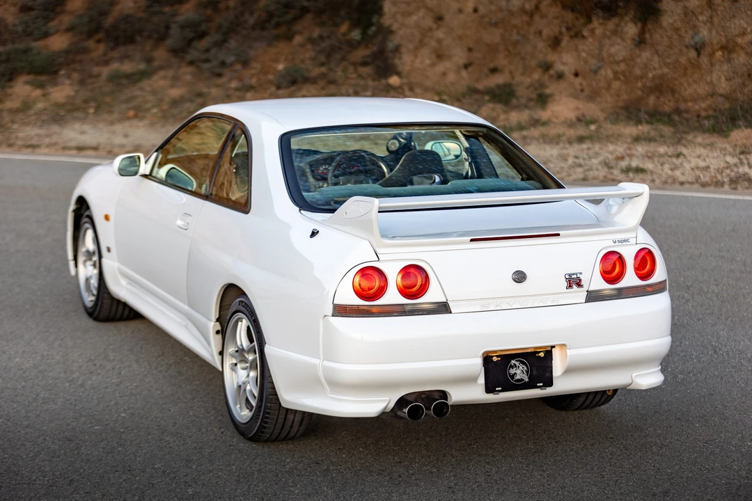 1996 Nissan R33 Skyline GT-R 9th Gen - Image 19 of 31