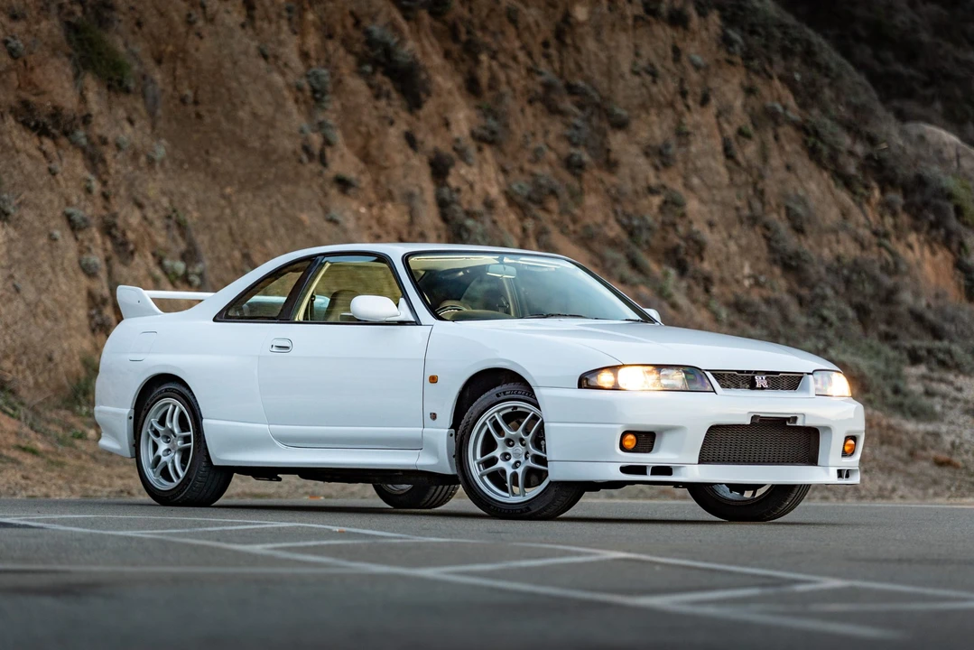 1996 Nissan R33 Skyline GT-R 9th Gen - Image 30 of 31