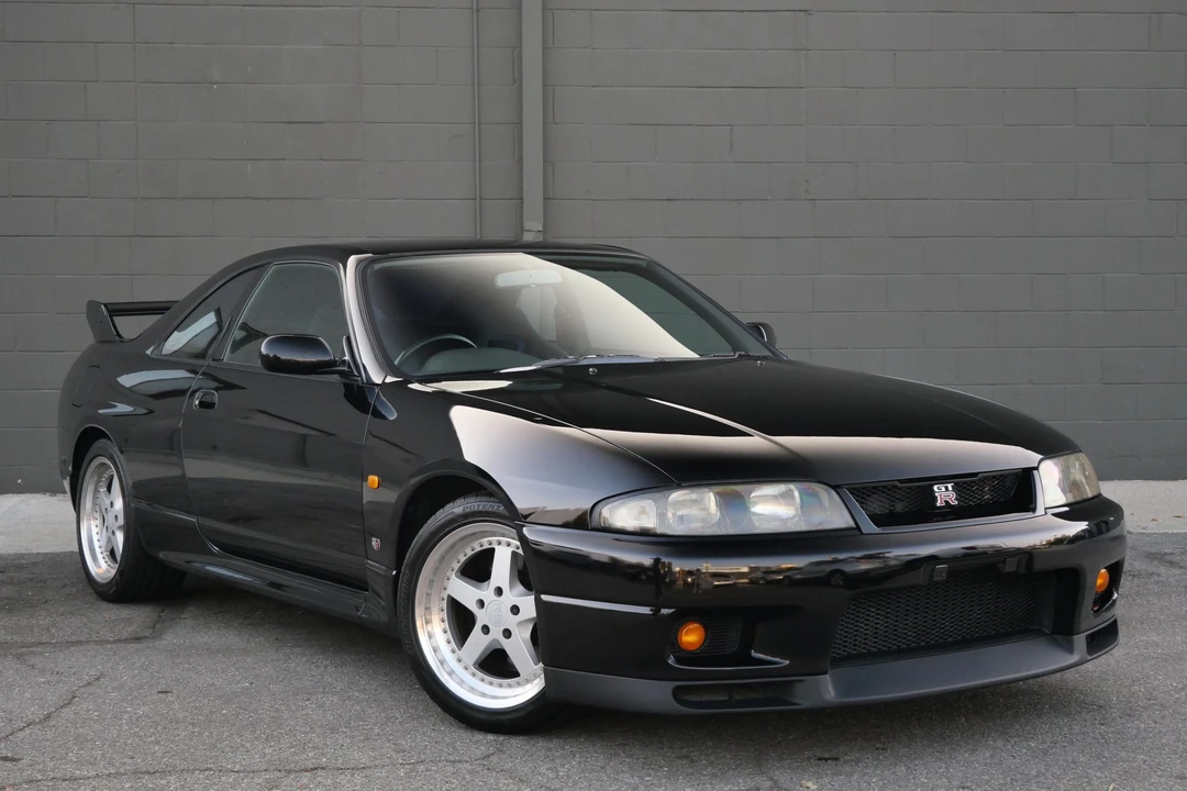 1996 Nissan R33 Skyline GT-R 9th Gen - Image 13 of 31