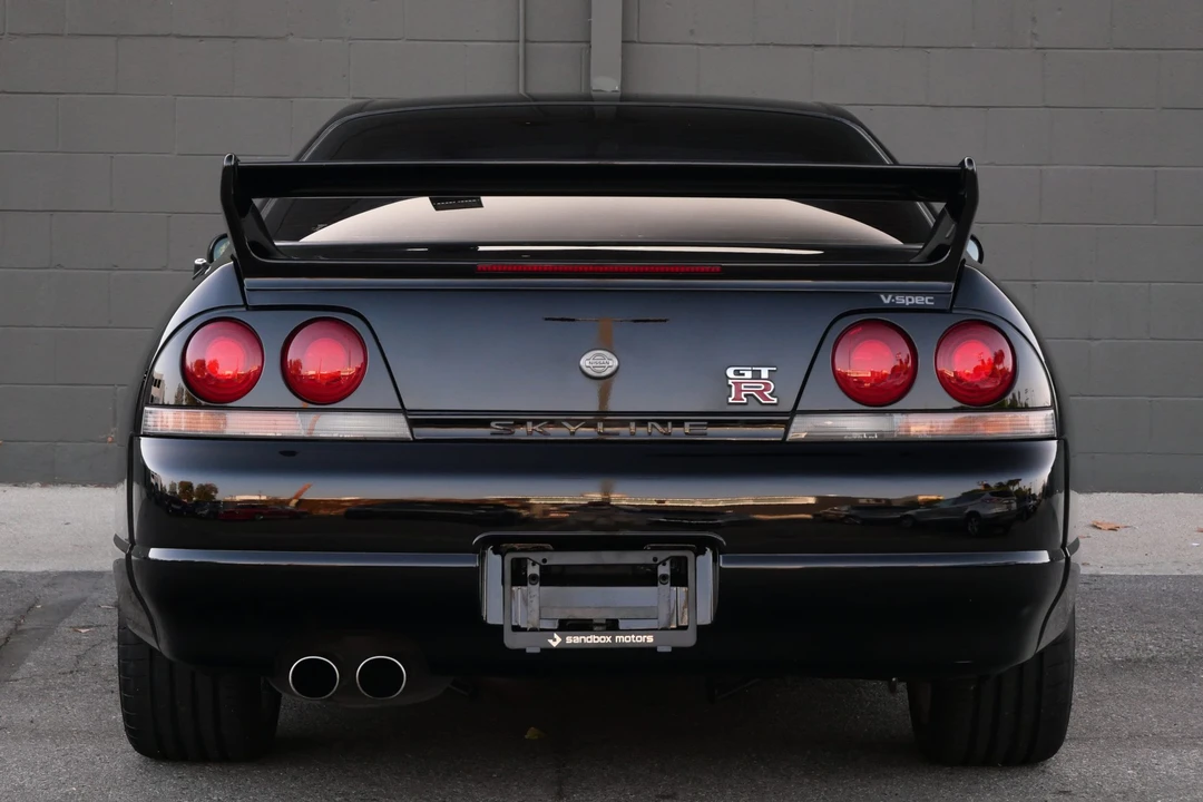 1996 Nissan R33 Skyline GT-R 9th Gen - Image 9 of 31