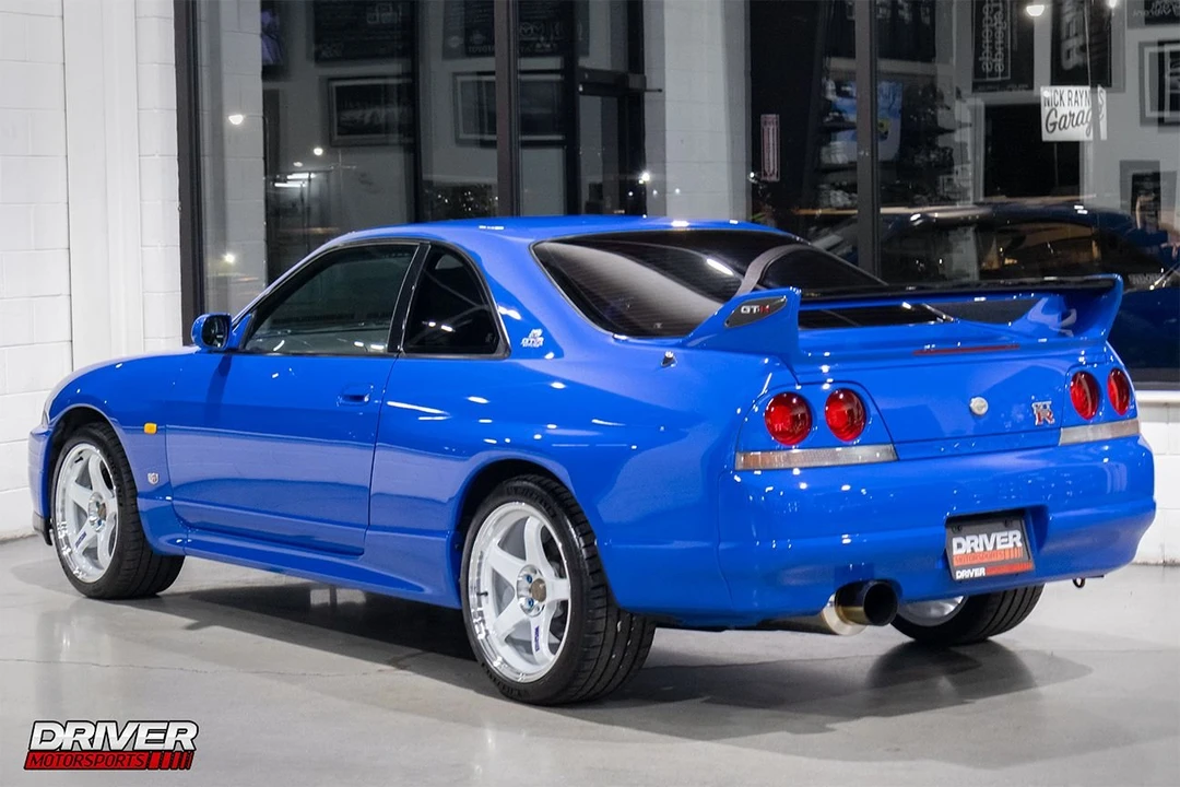 1996 Nissan R33 Skyline GT-R 9th Gen - Image 2 of 26