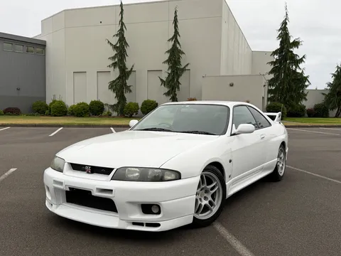 1996 Nissan Skyline R33 GT-R Coupe
