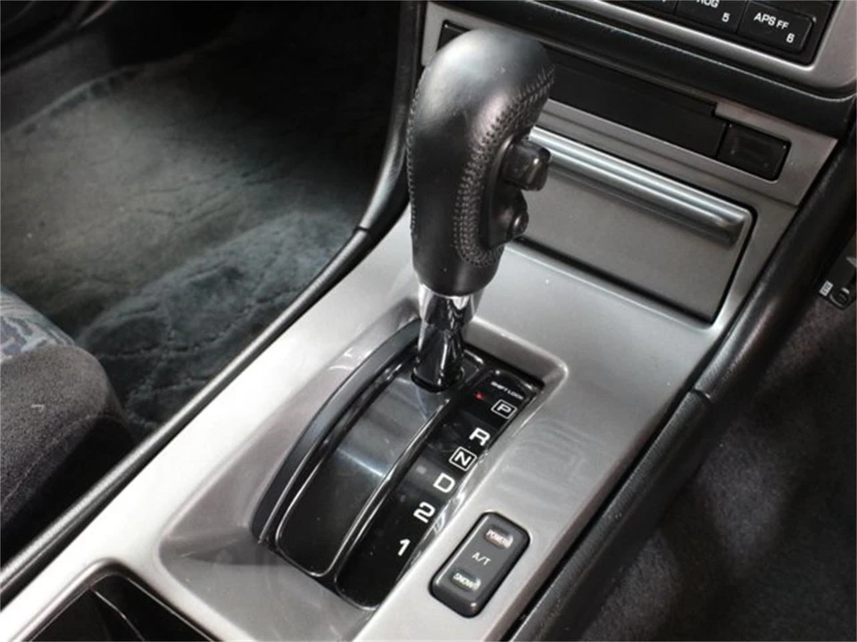 1996 Nissan Stagea 1st Gen - Image 14 of 31