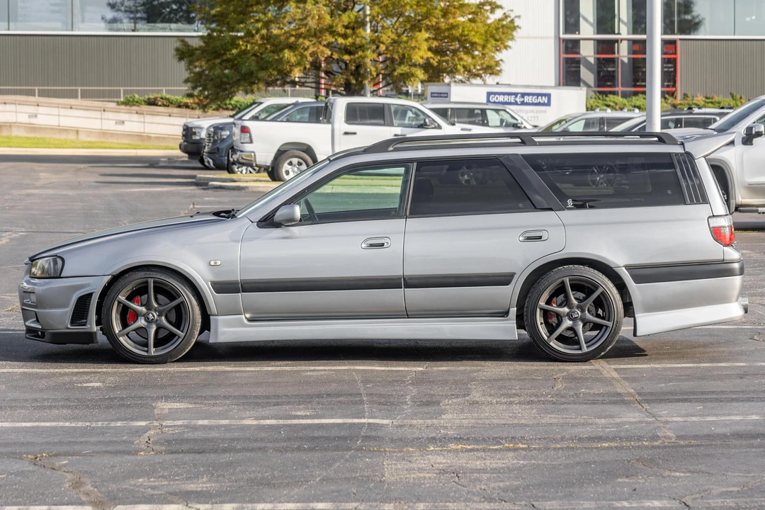 1996 Nissan Stagea 1st Gen - Image 3 of 31