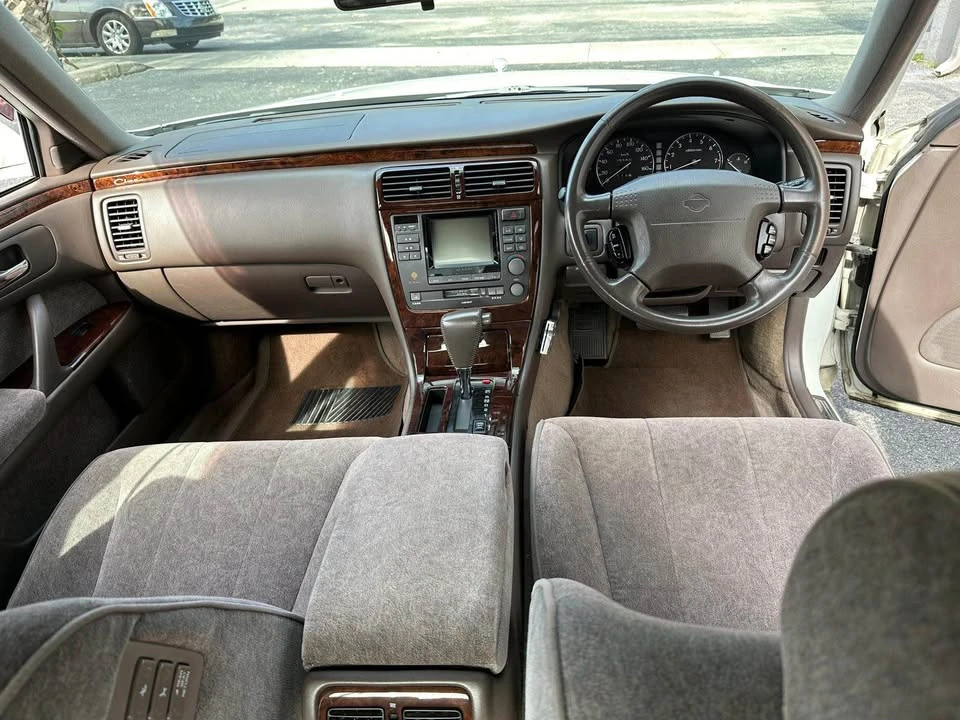 1996 Nissan Cima - Image 14 of 19