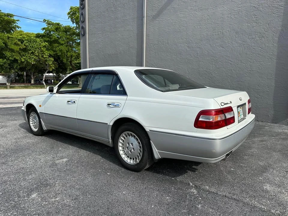 1996 Nissan Cima 3rd Gen - Image 10 of 20
